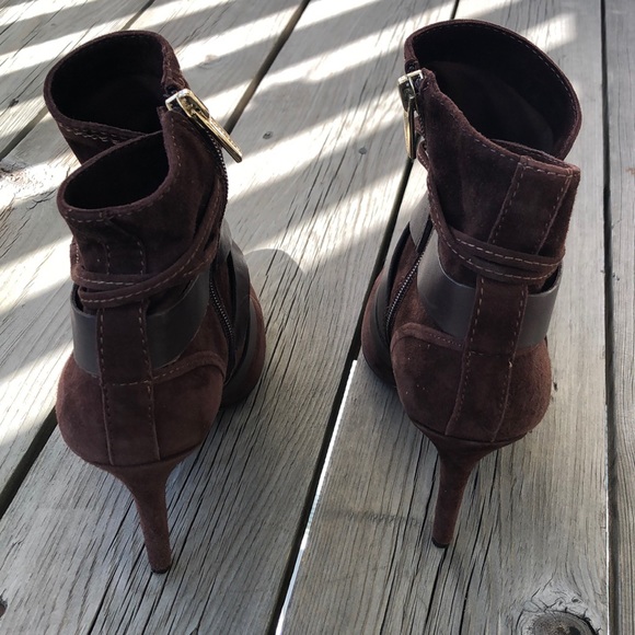 Vince Camuto Heels - Picture 5 of 8